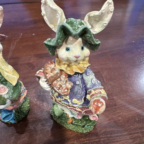 K's Collection Easter BUNNY/RABBIT Resin Figurine-Basket Roses/Spade/Water. Can2 - Picture 9 of 9